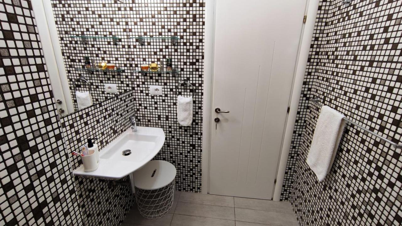 Nautilus Apartment Premium Sarande Exterior photo